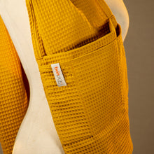 Load image into Gallery viewer, Abeille d'Or