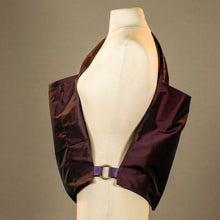 Load image into Gallery viewer, Prune