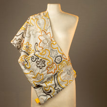 Load image into Gallery viewer, Soie Chic